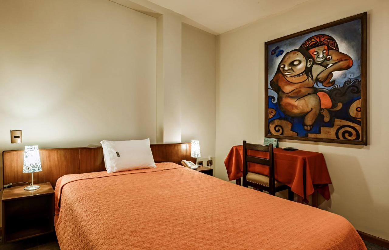 Hotel Casa De La Luna Chiclayo Esterno foto