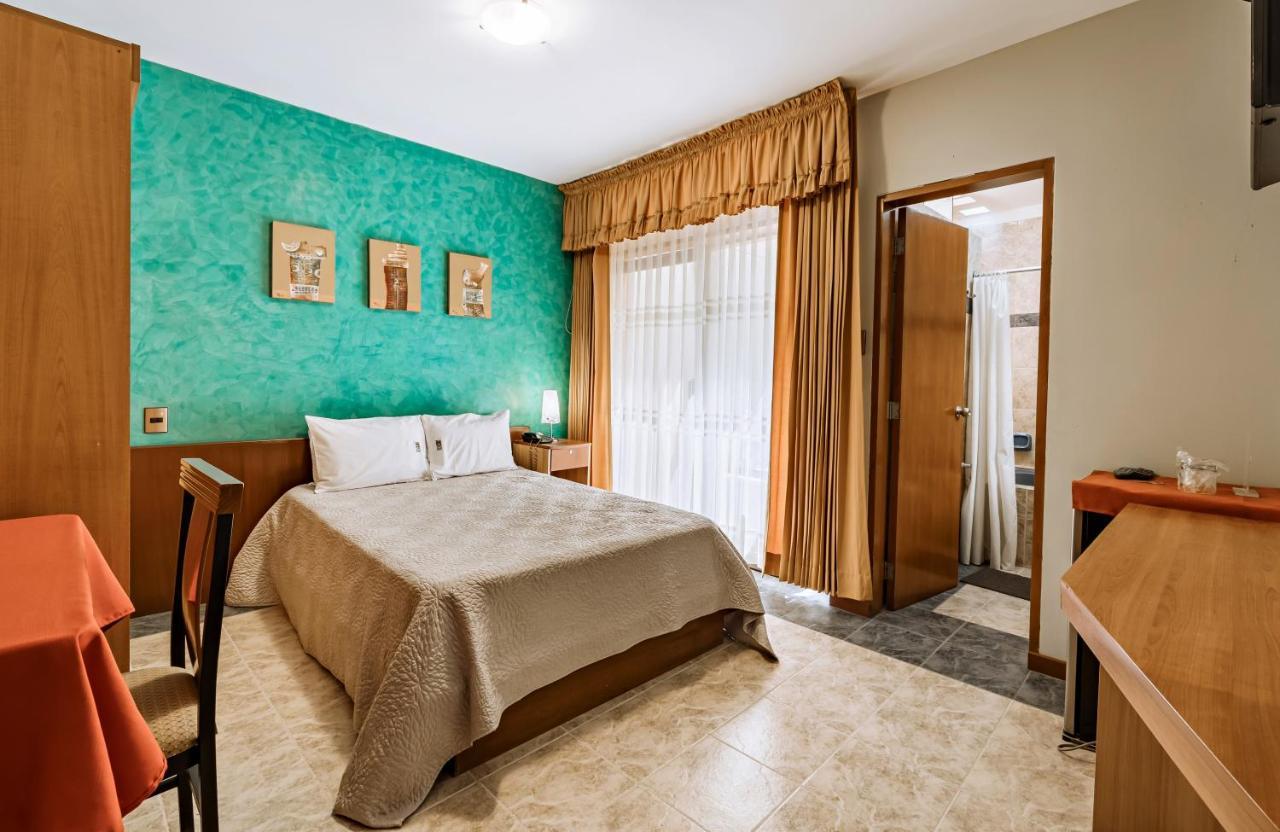 Hotel Casa De La Luna Chiclayo Esterno foto